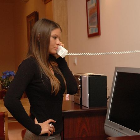 Hotel Tehnograd Kraljevo Extérieur photo