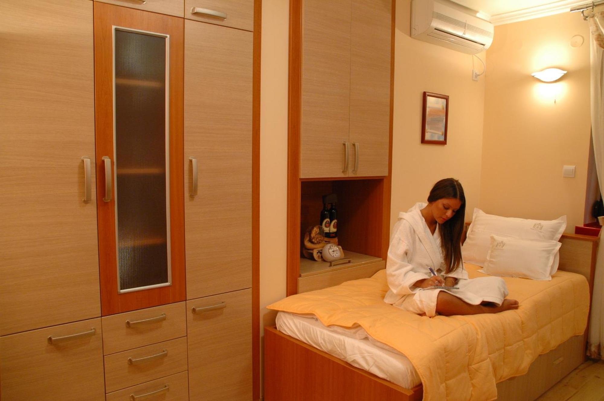 Hotel Tehnograd Kraljevo Extérieur photo