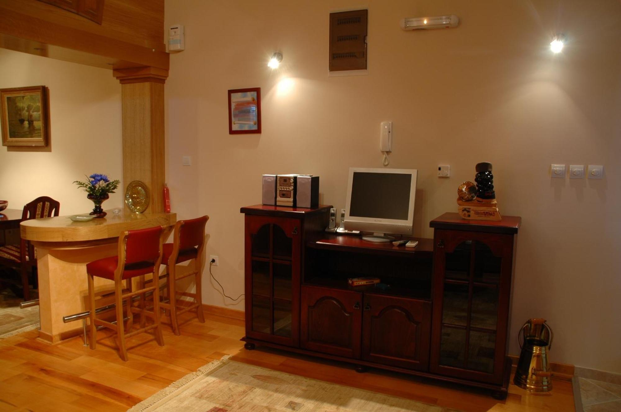 Hotel Tehnograd Kraljevo Extérieur photo
